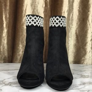 Caparros black peep toe ankle boot heels size 9B bling rhinestone